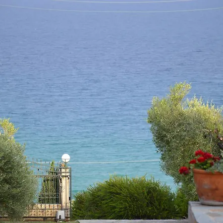 Villa Kristi Λουτρά Ελευθερών Εξωτερικό φωτογραφία
